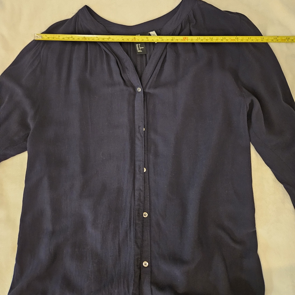 H&M Elegant Navy Women's Top. Size 2 But Fits S/M. - Picture 5 of 8